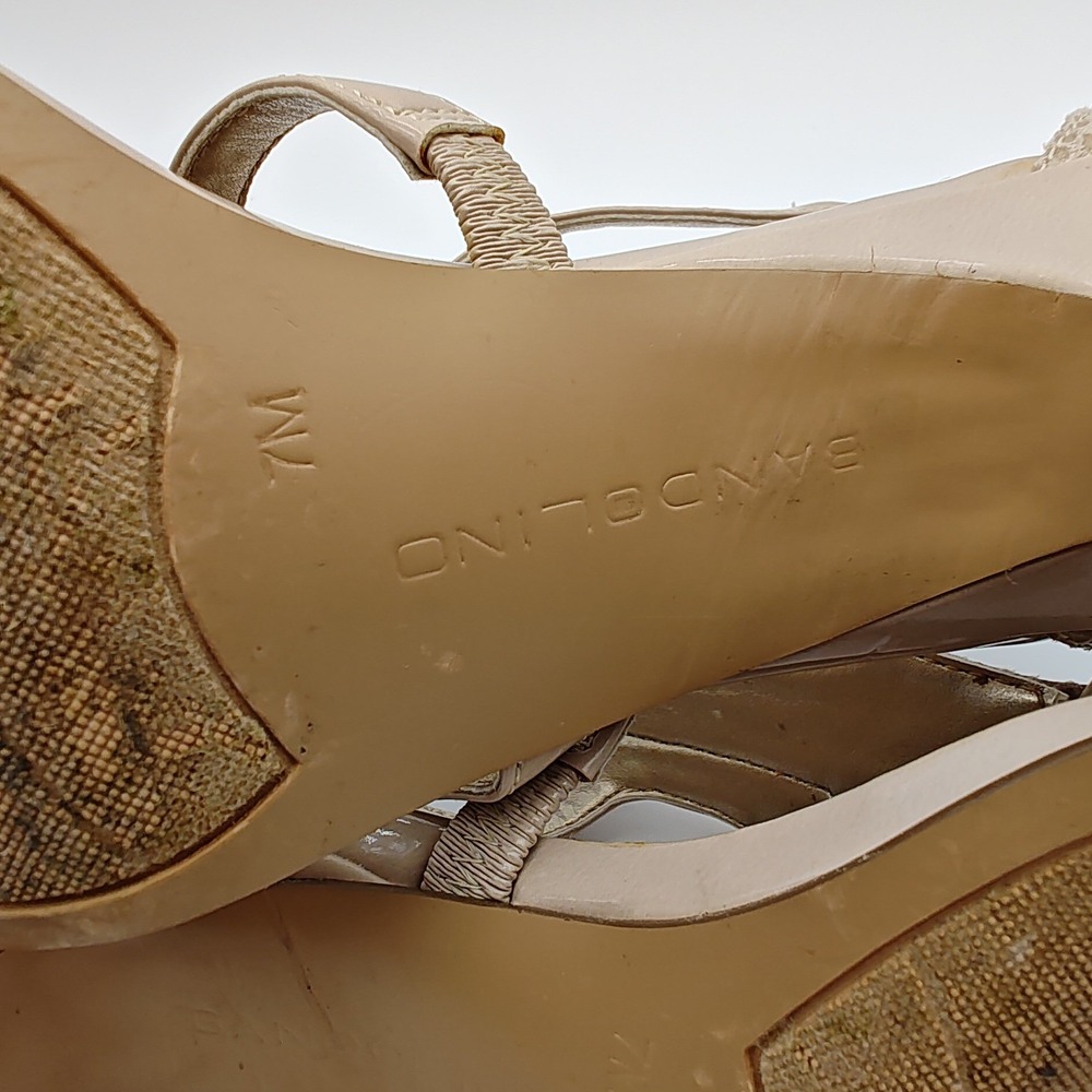 Bandolino BDDACIA2 Nude Beige Strappy T-Strap‎ Heeled Sandals Womens Size 7M - Picture 7 of 9